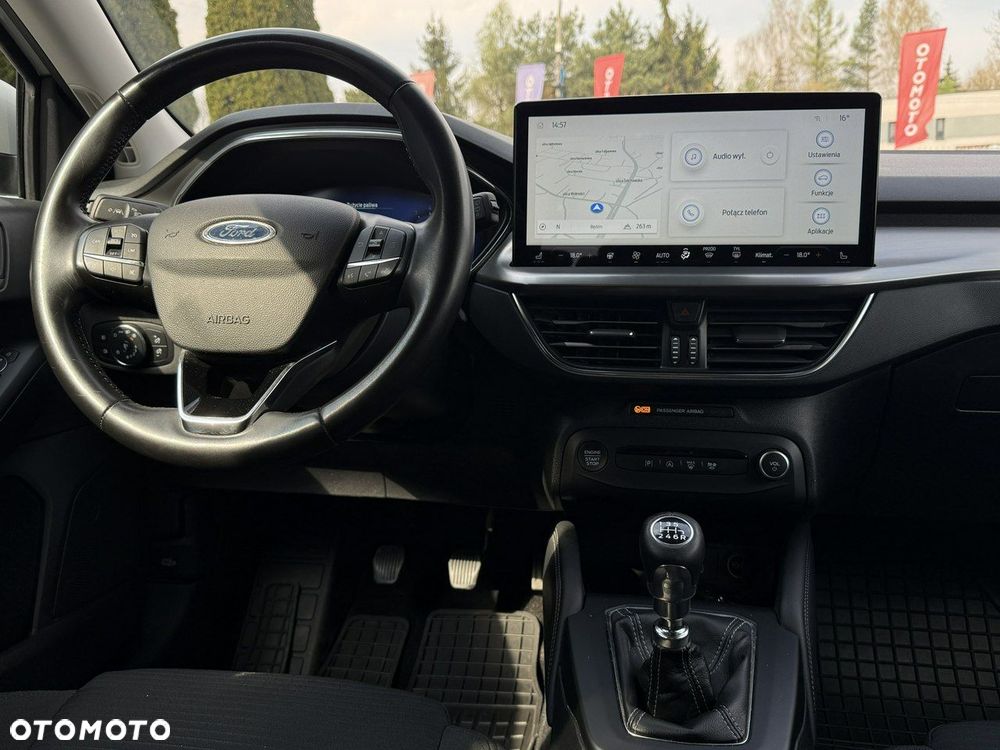Ford Focus 1.0 EcoBoost Titanium X - 14