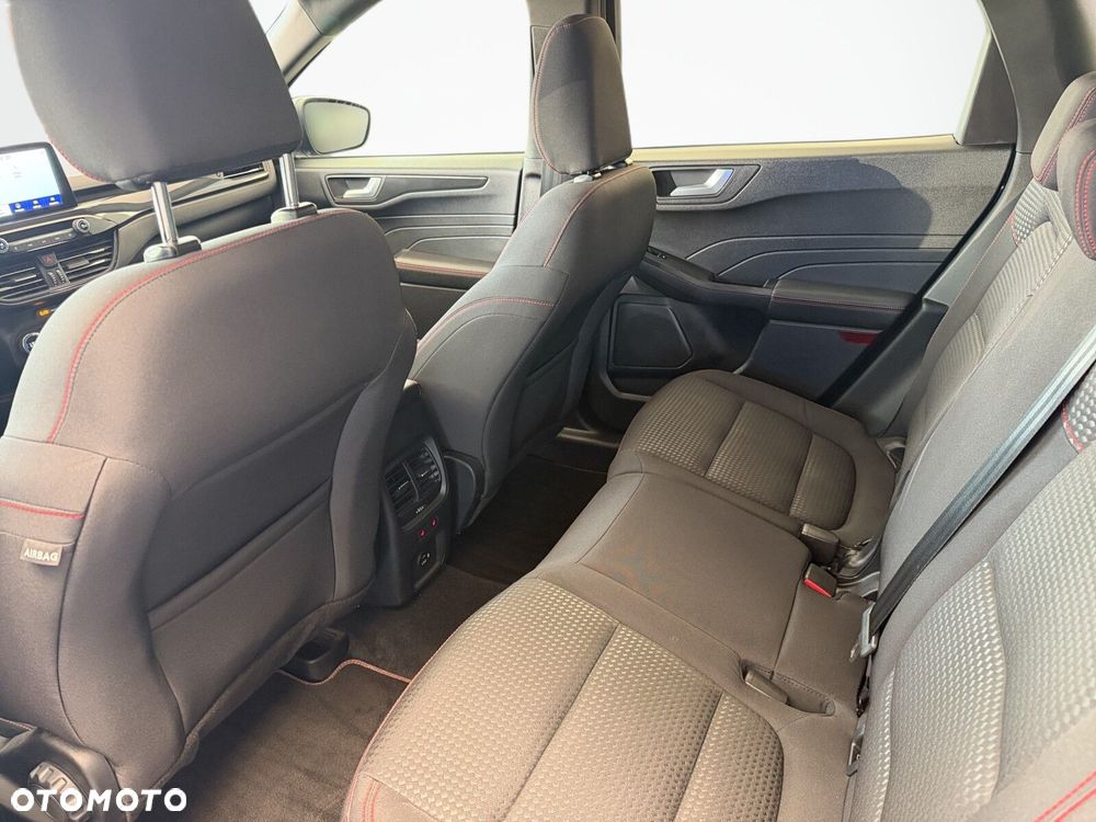 Ford Kuga - 13