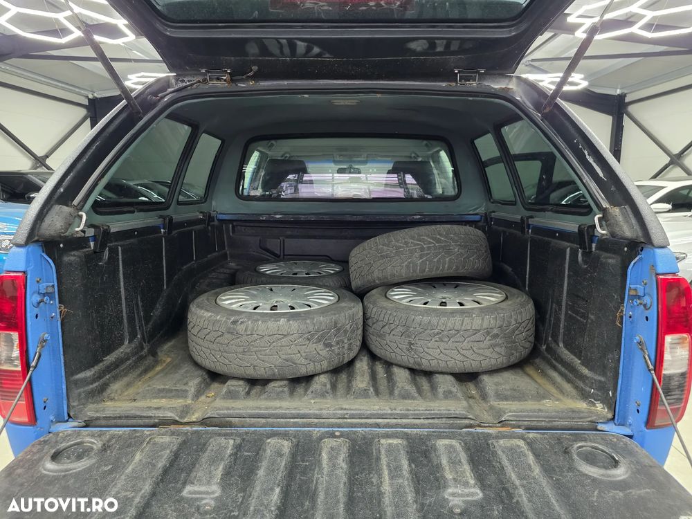 Nissan Navara 2.5 dCi DPF 4X4 Double Cab LE - 20