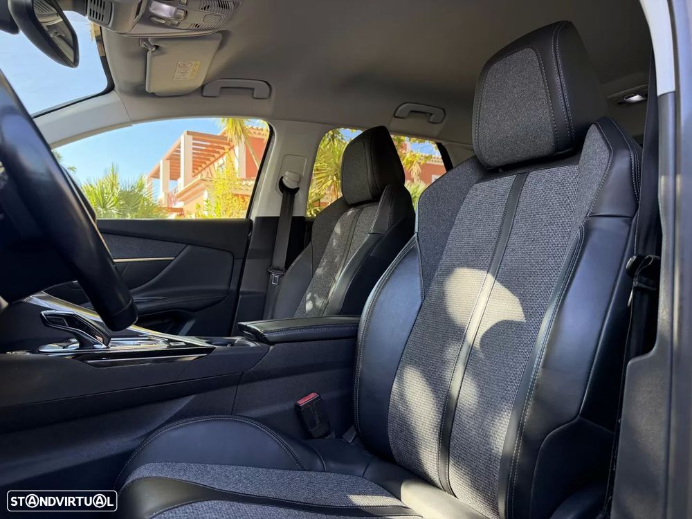Peugeot 3008 1.2 PureTech Allure EAT6 - 5