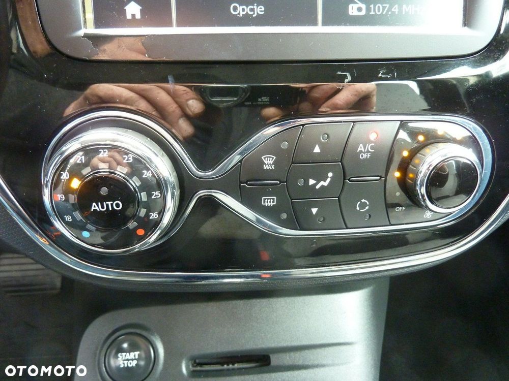 Renault Captur - 23