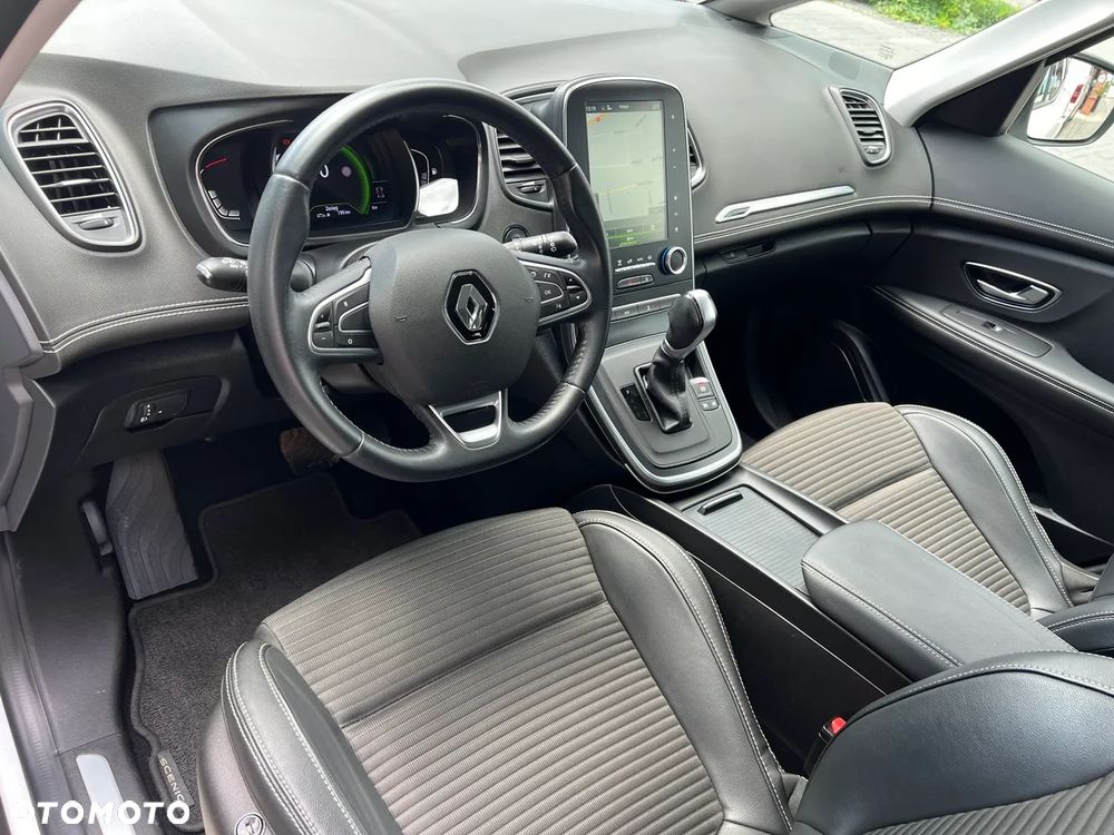 Renault Scenic ver-1-3-tce-fap-intens - 18