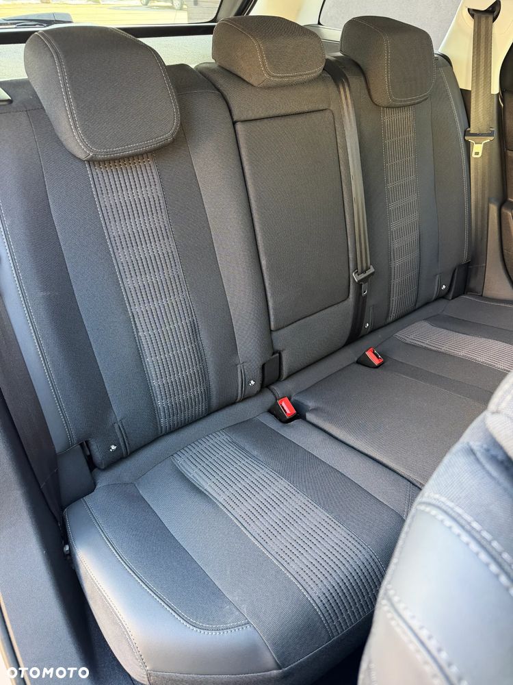 Peugeot 308 1.2 PureTech Allure S&S - 18