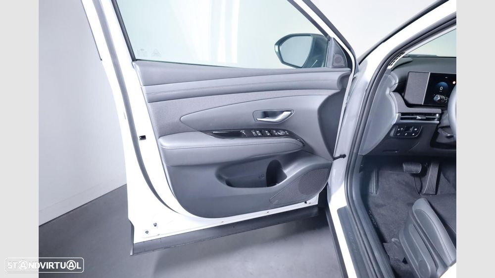 Hyundai Tucson 1.6 T-GDI PHEV e-Vanguard + TT - 6