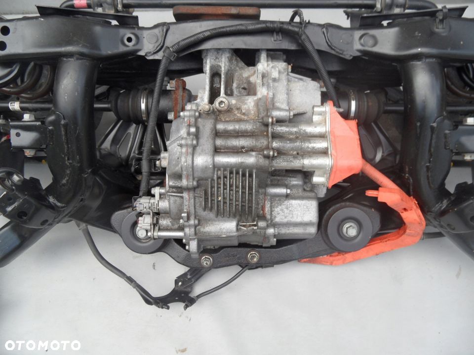 MOST TYLNY SILNIK ELEKTRYCZNY RAV4 IV - 1