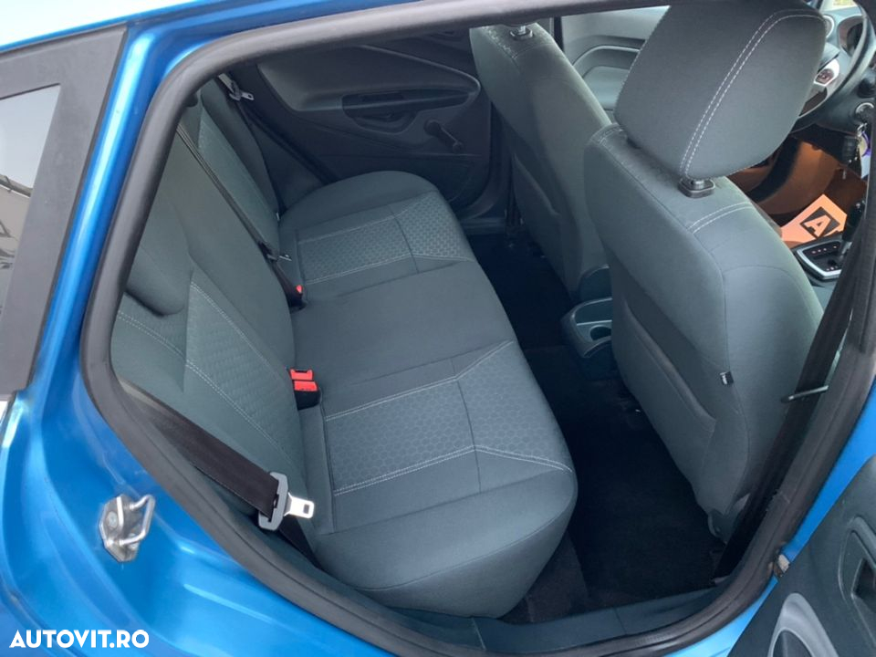 Ford Fiesta 1.4 Autom. Champions Edition - 20