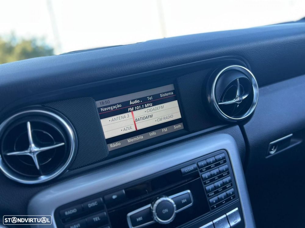 Mercedes-Benz SLK 200 (BlueEFFICIENCY) 7G-TRONIC - 9
