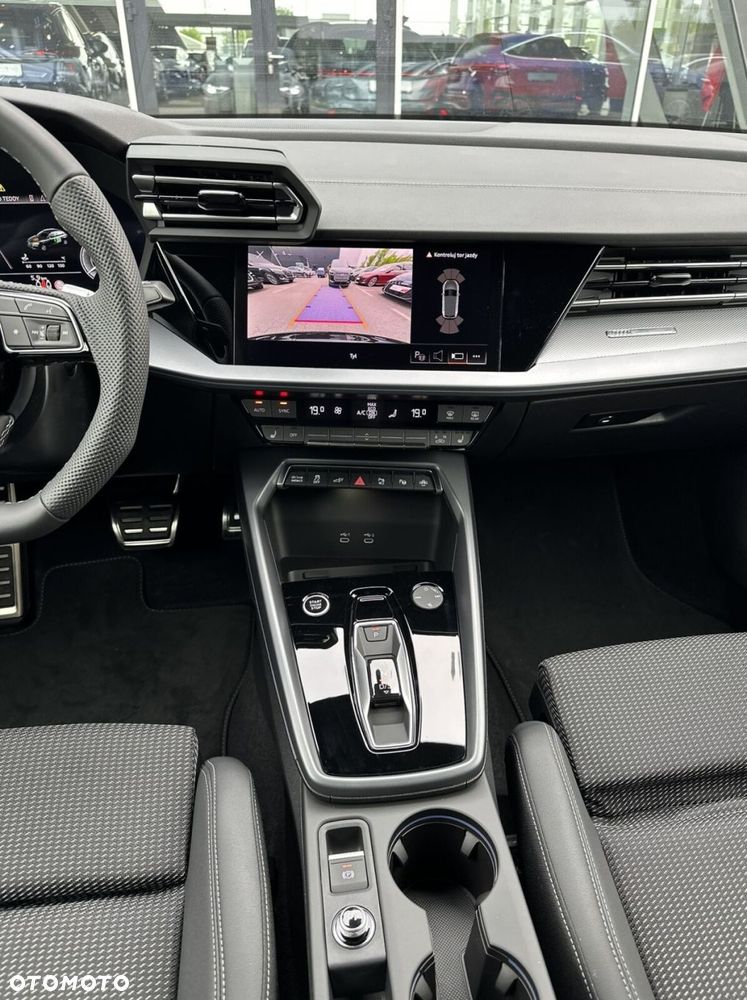 Audi A3 Sportback - 18