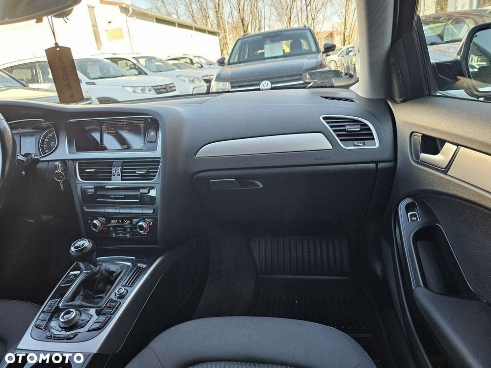 Audi A4 Avant 2.0 TDI e DPF Ambiente - 28
