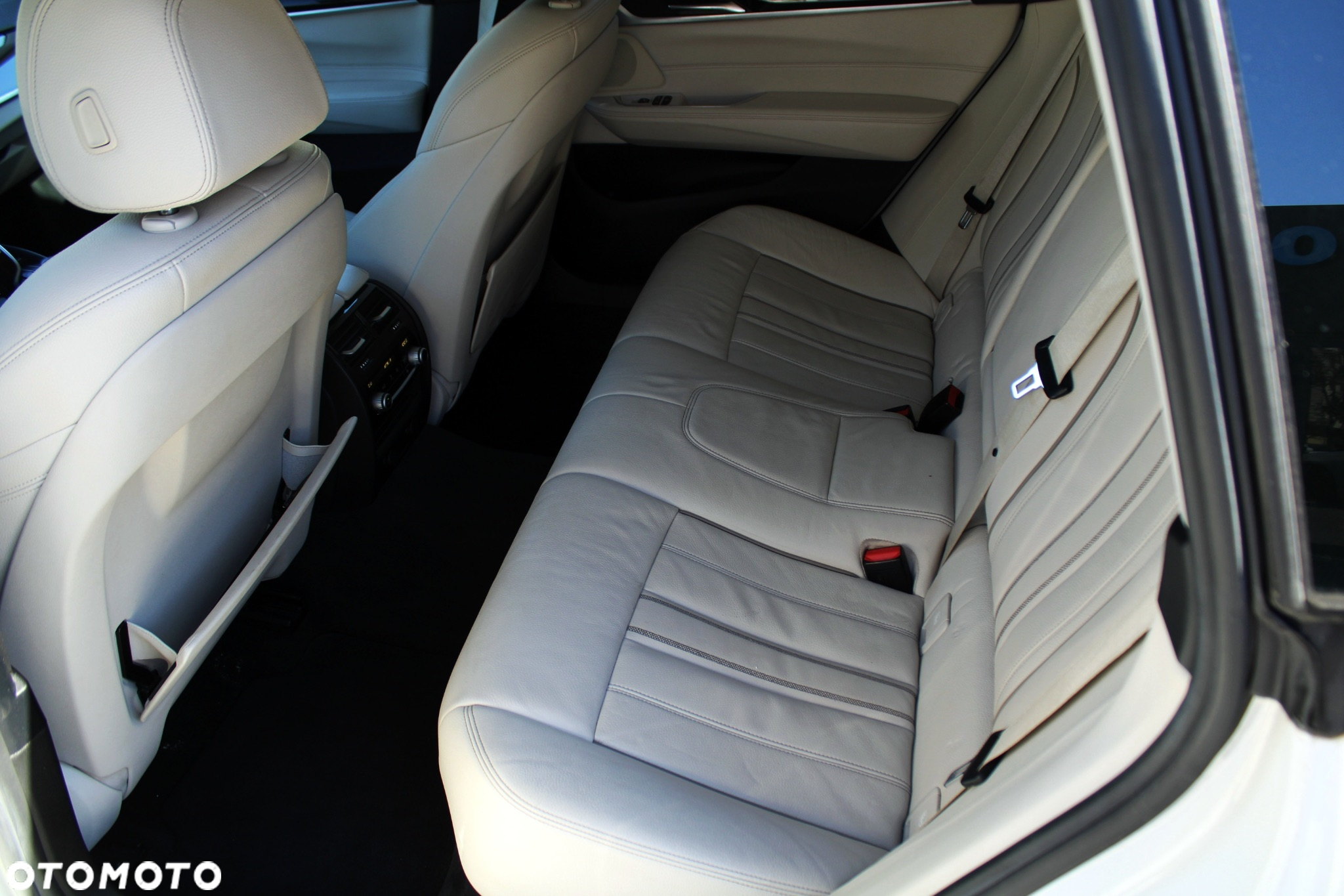 BMW 6GT 620d Sport Line sport - 8