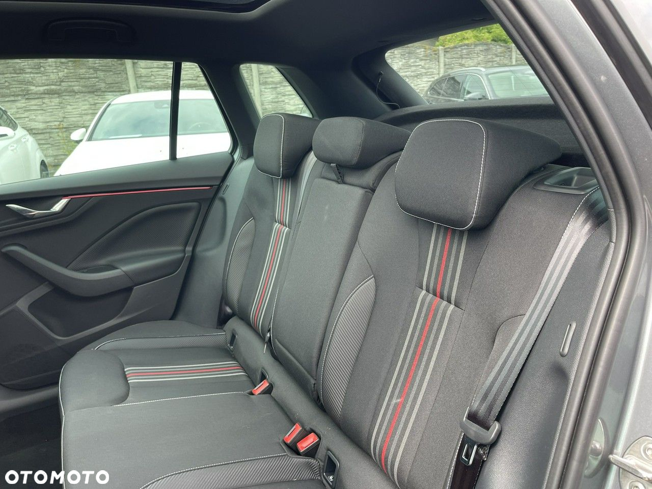 Skoda Kamiq 1.0 TSI DSG Monte Carlo - 14