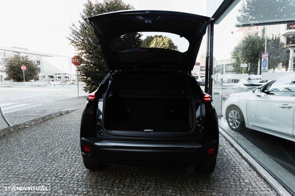 Peugeot 2008 1.2 PureTech Allure - 19