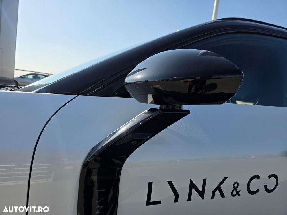 Lynk&Co 08 - 8