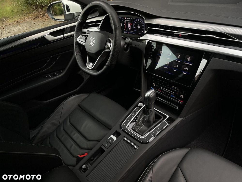 Volkswagen Arteon 2.0 TDI 4Motion R-Line DSG - 25
