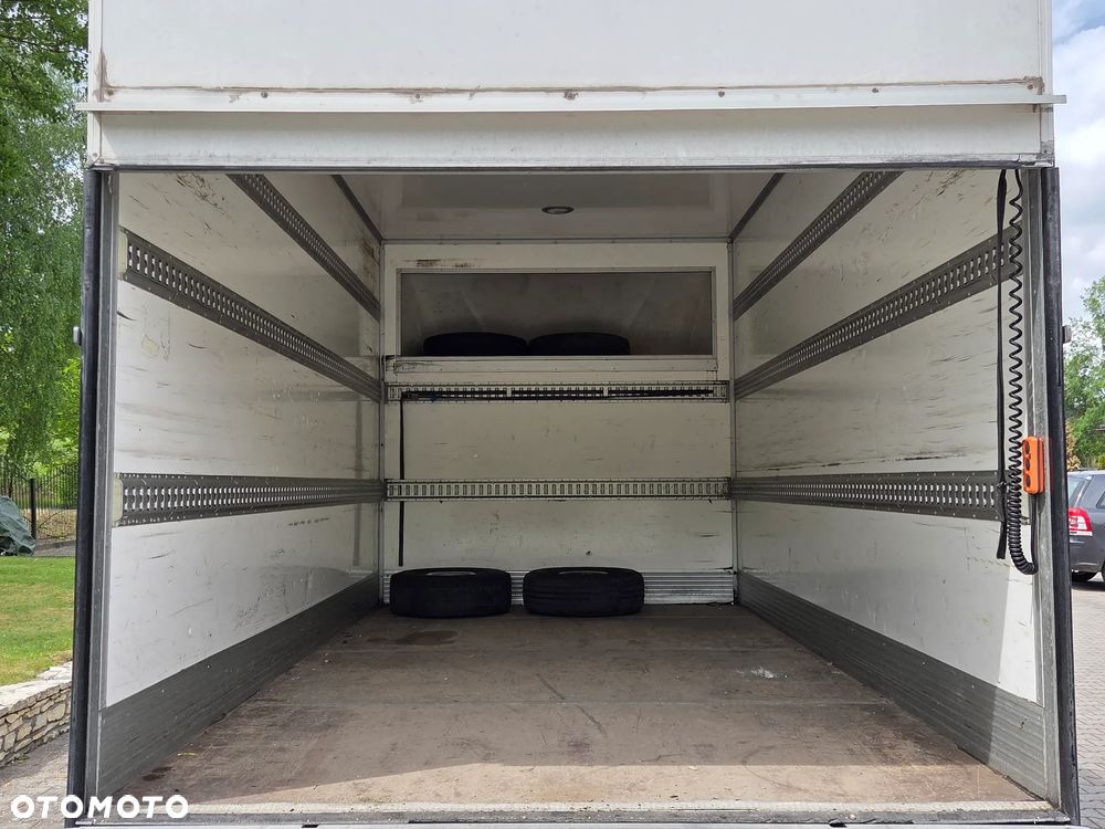 Mercedes-Benz SPRINTER 319 CDI - 11