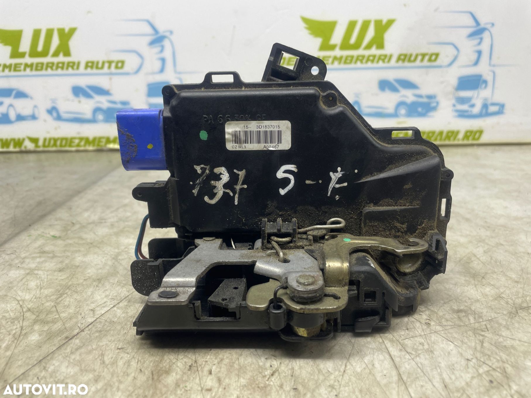 Broasca stanga fata 3d1837015 Volkswagen VW Golf 5 [2003 - 2009] - 1