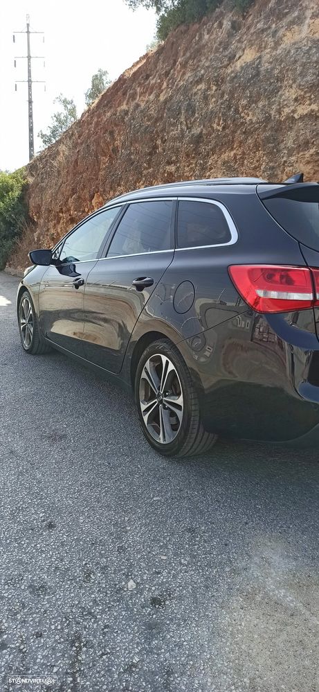 Kia Ceed SW 1.0 T-GDI GT Line - 8