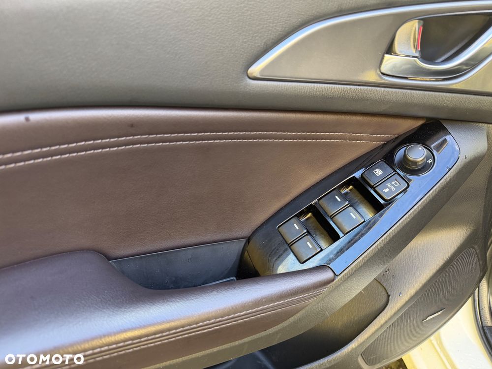 Mazda 3 SKYACTIV-D 150 Sports-Line - 30