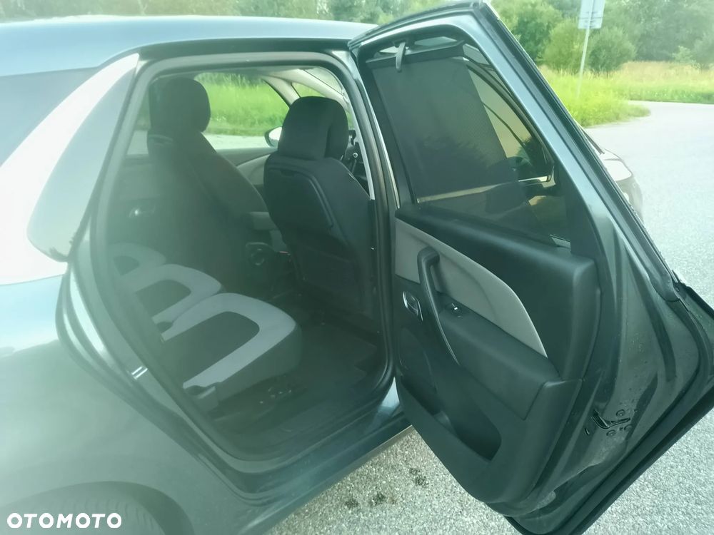 Citroën C4 Picasso e-HDi 115 ETG6 Exclusive - 21