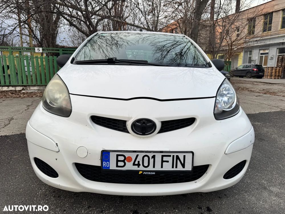 Toyota Aygo 1.0 Terra - 2