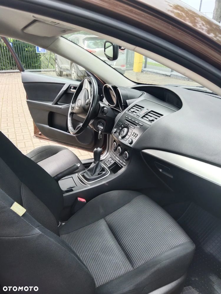Mazda 3 - 17