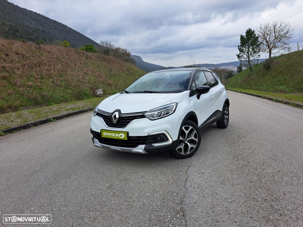 Renault Captur TCe 150 EDC GPF BOSE EDITION - 9