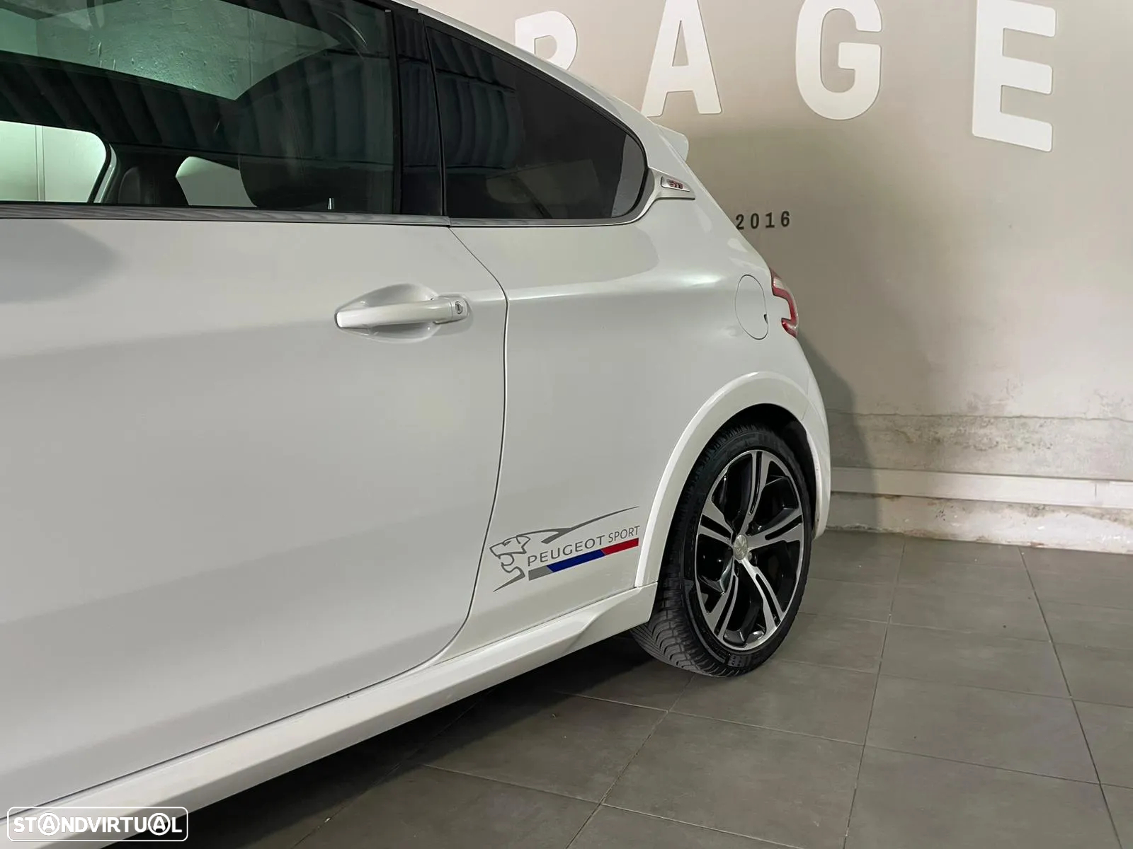 Peugeot 208 1.6 THP GTi Limited Edition - 6