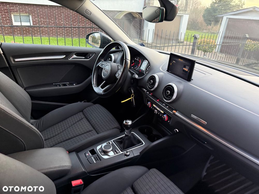 Audi A3 Sportback 1.6 TDI(clean diesel) Ambition - 15