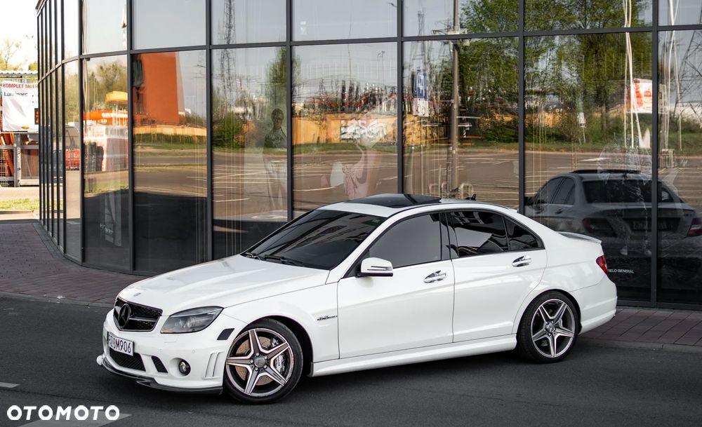 Mercedes-Benz Klasa C 63 AMG - 1