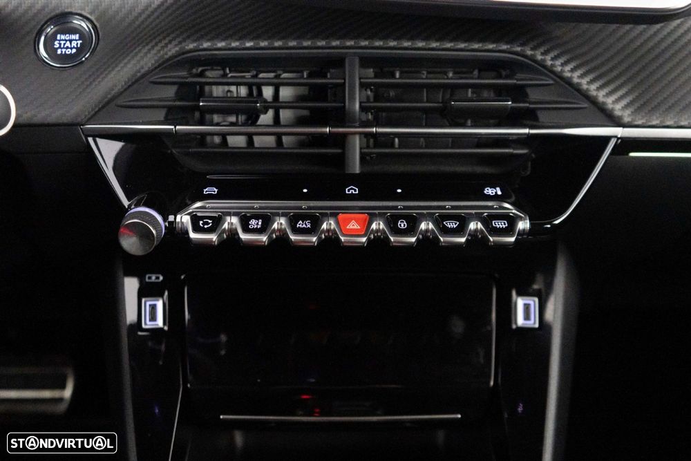 Peugeot 2008 1.2 PureTech GT EAT8 - 24