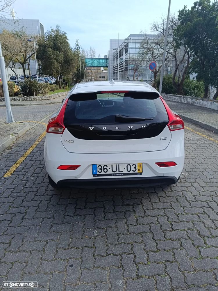 Volvo V40 2.0 D2 Kinetic Geartronic - 14