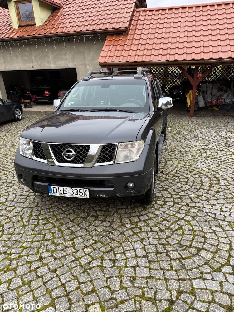 Nissan Navara 2.5 D SE - 4