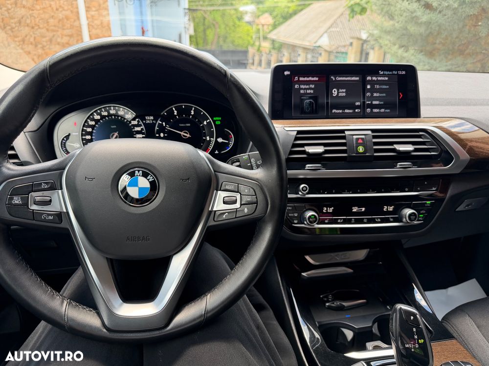 BMW X3 xDrive20d AT Advantage - 10