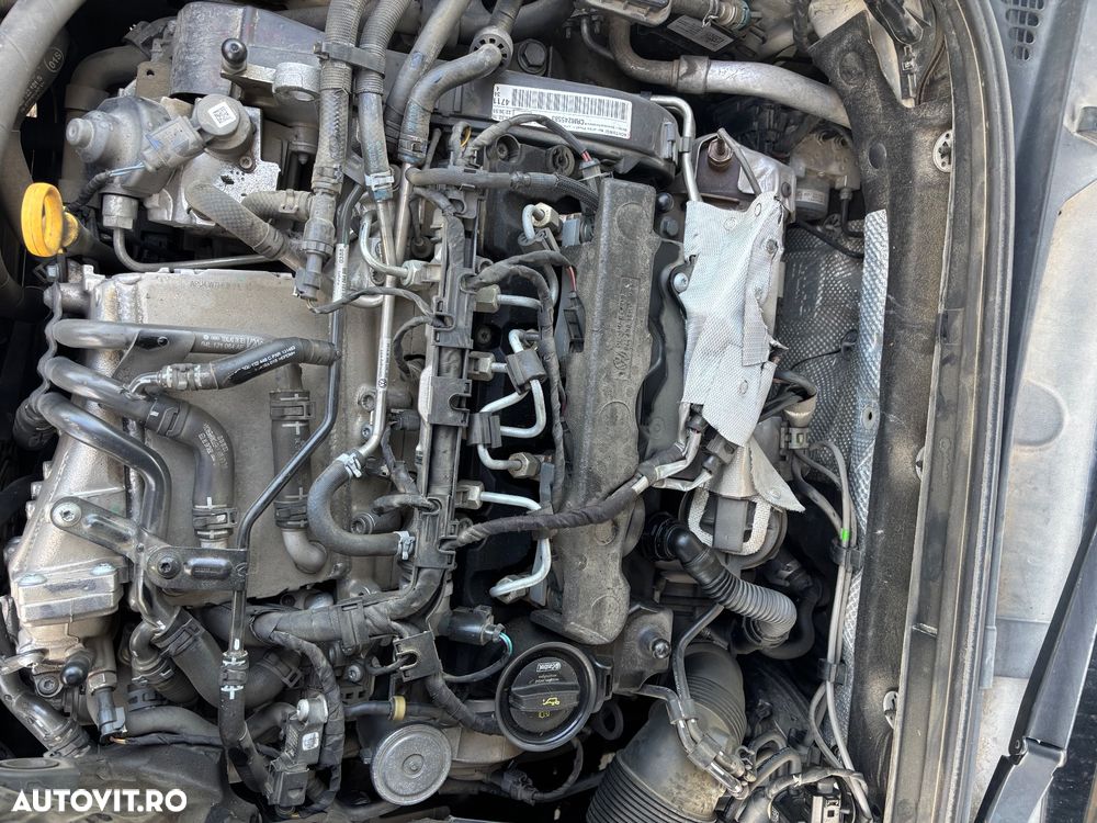 Skoda Octavia 2.0 TDI DSG Ambition - 11