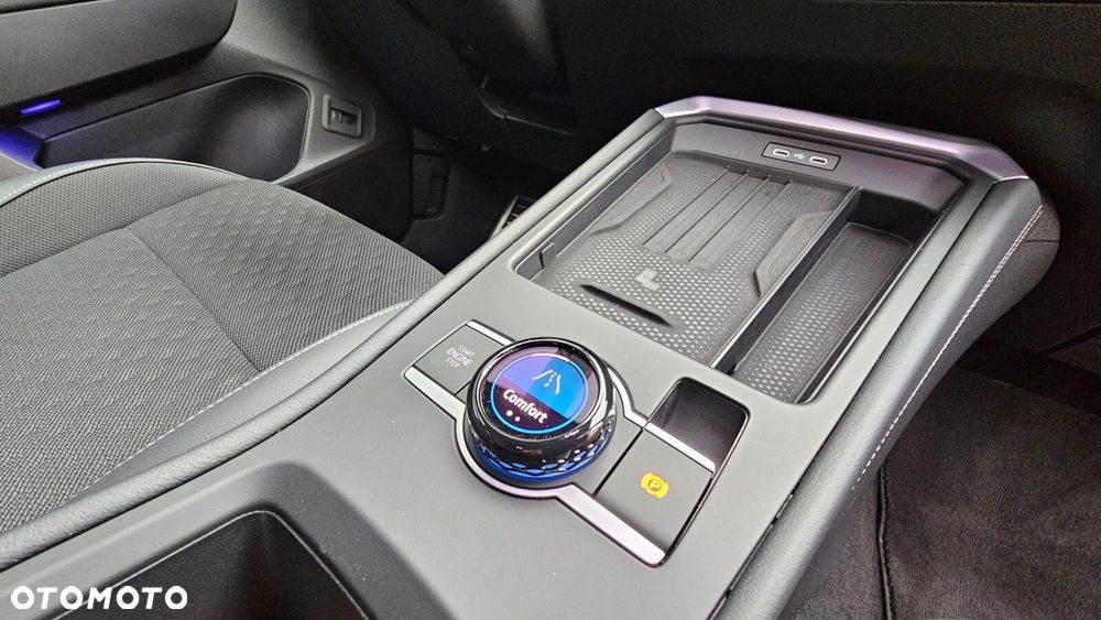 Volkswagen T-Roc - 32