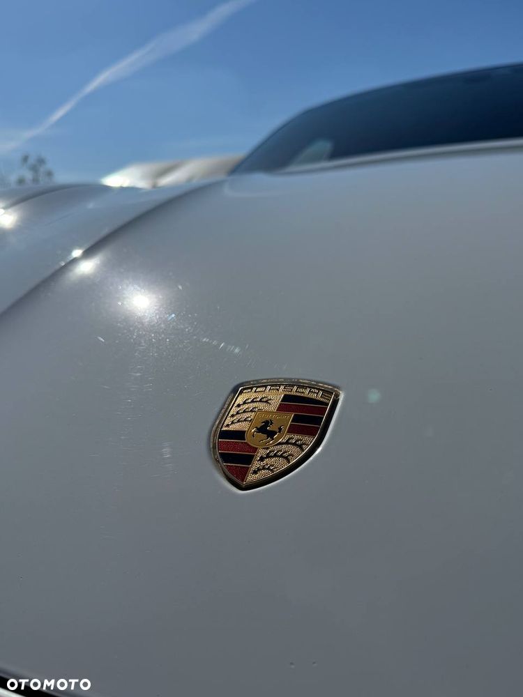 Porsche Taycan GTS - 18