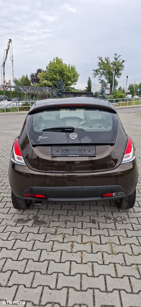 Lancia Ypsilon Y 0.9 TwinAir Turbo 8V Automatik Platinum - 8