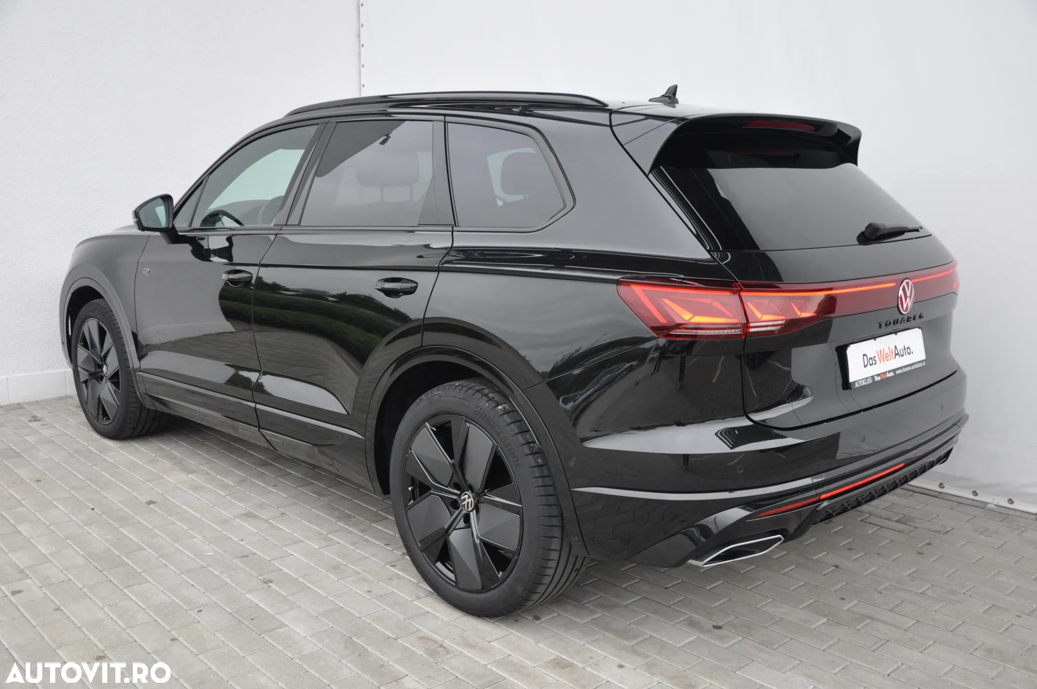 Volkswagen Touareg V6 TDI 4MOTION R-Line - 3