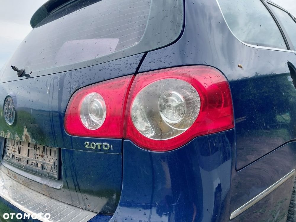 Lampa tył tylna w karoserię vw passat b6 kombi ledy ok - 2