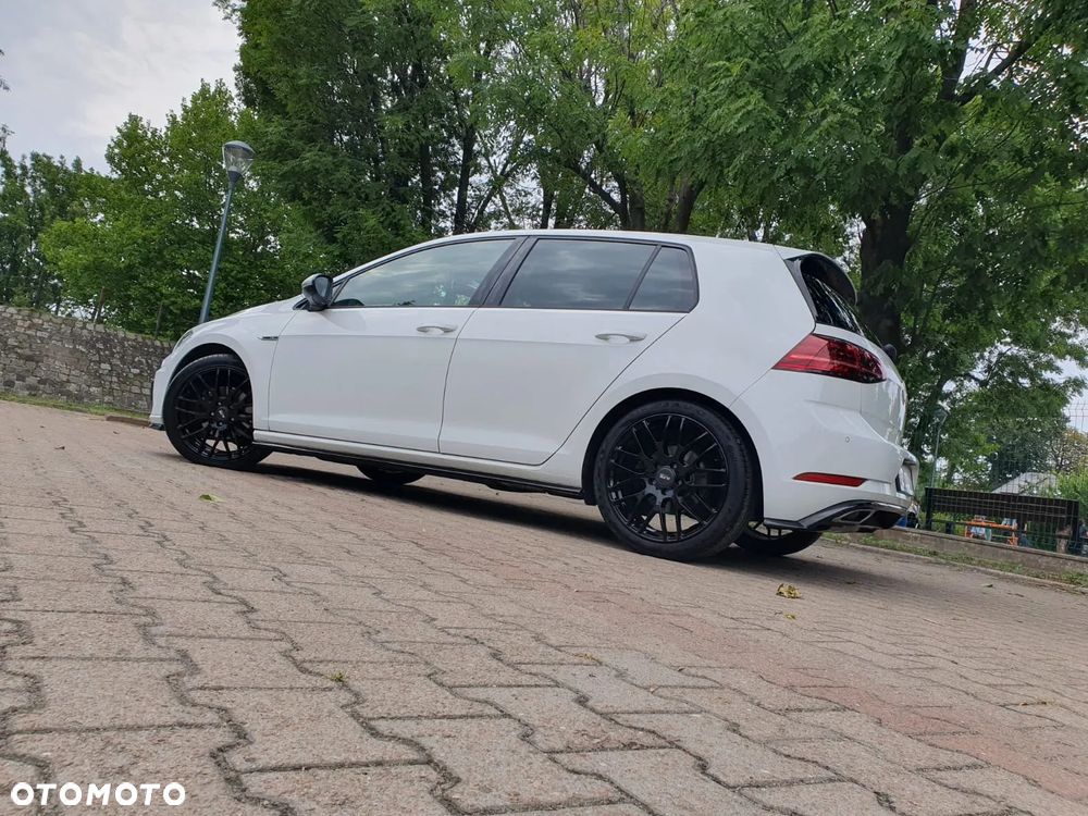 Volkswagen Golf 1.5 TSI OPF R-Line - 29