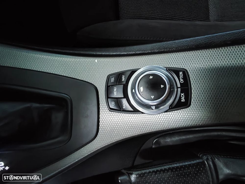 BMW 320 d Aut. M Sport Edition - 32