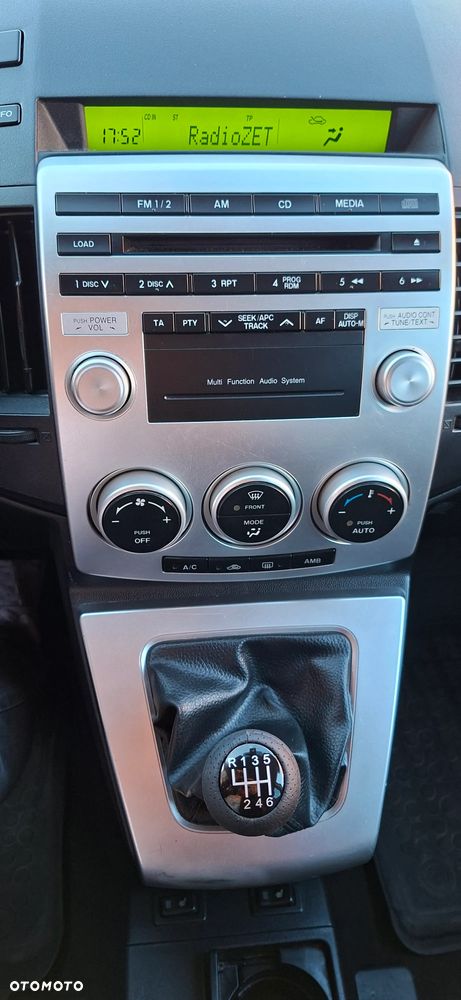 Mazda 5 - 8