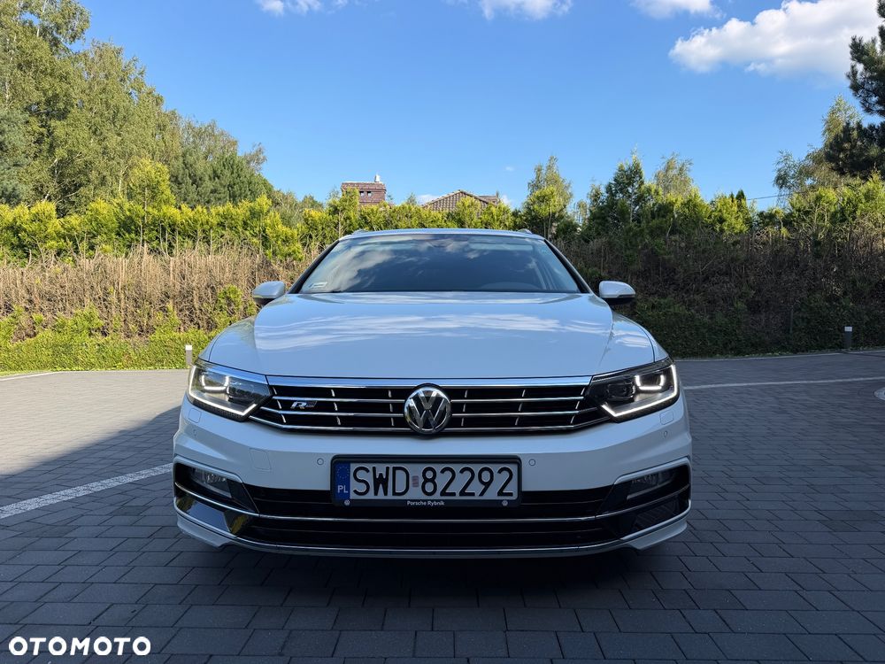 Volkswagen Passat - 13