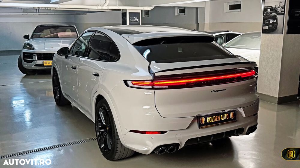 Porsche Cayenne Coupe - 33