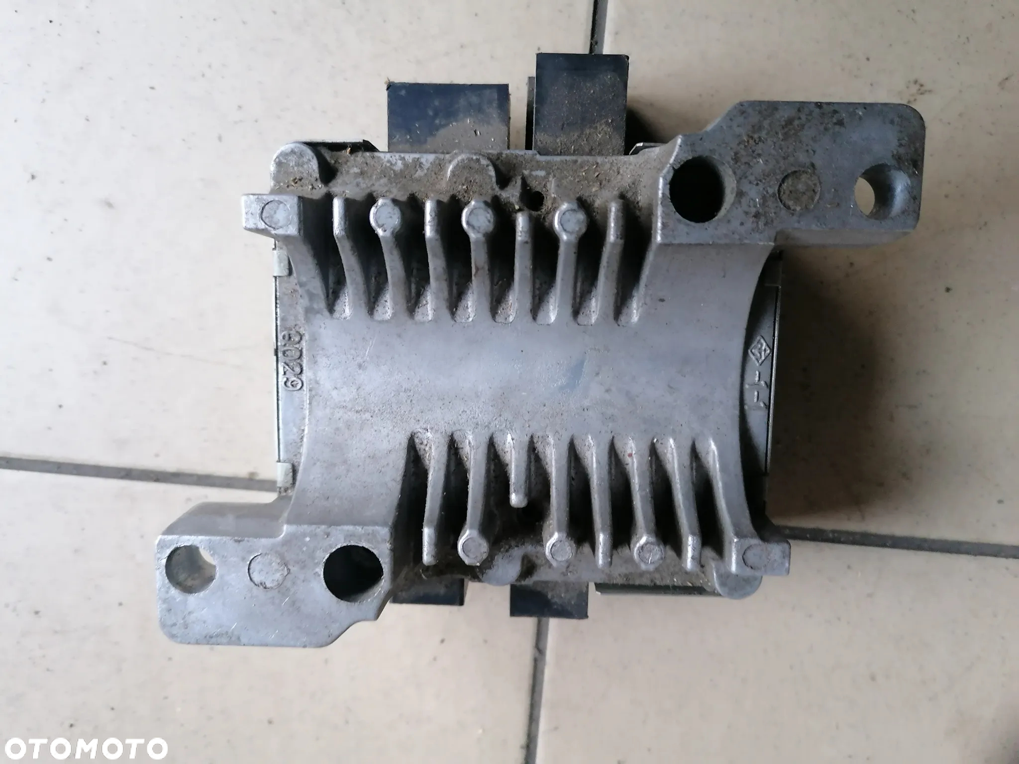 STEROWNKI WSPOMAGANIA COMBO CORSA 24463937 - 3