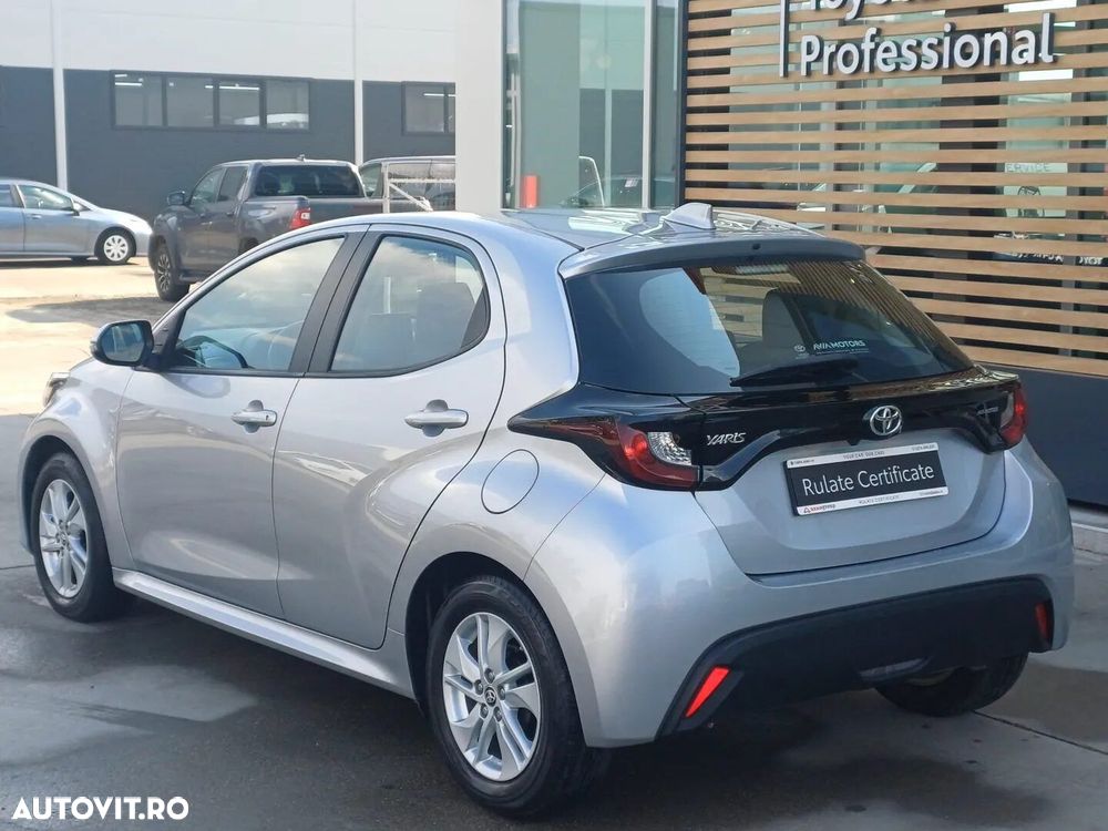 Toyota Yaris 1.5 MT Dynamic - 6