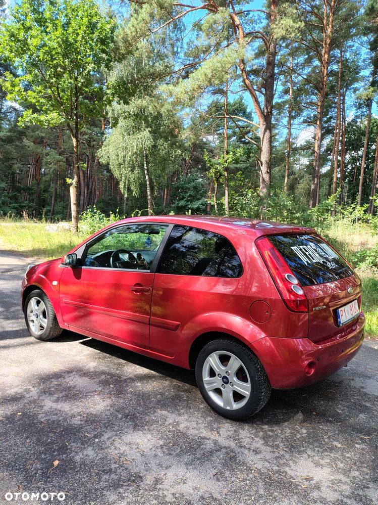 Ford Fiesta - 2