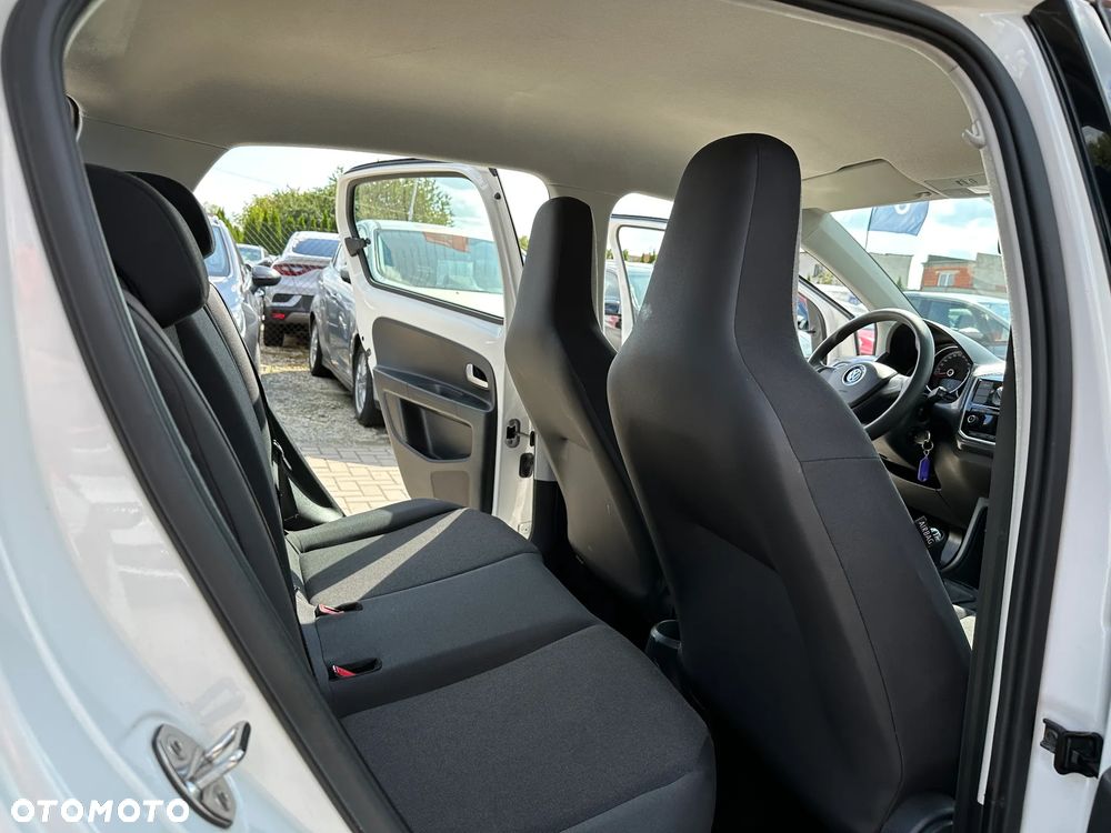 Volkswagen up! - 23