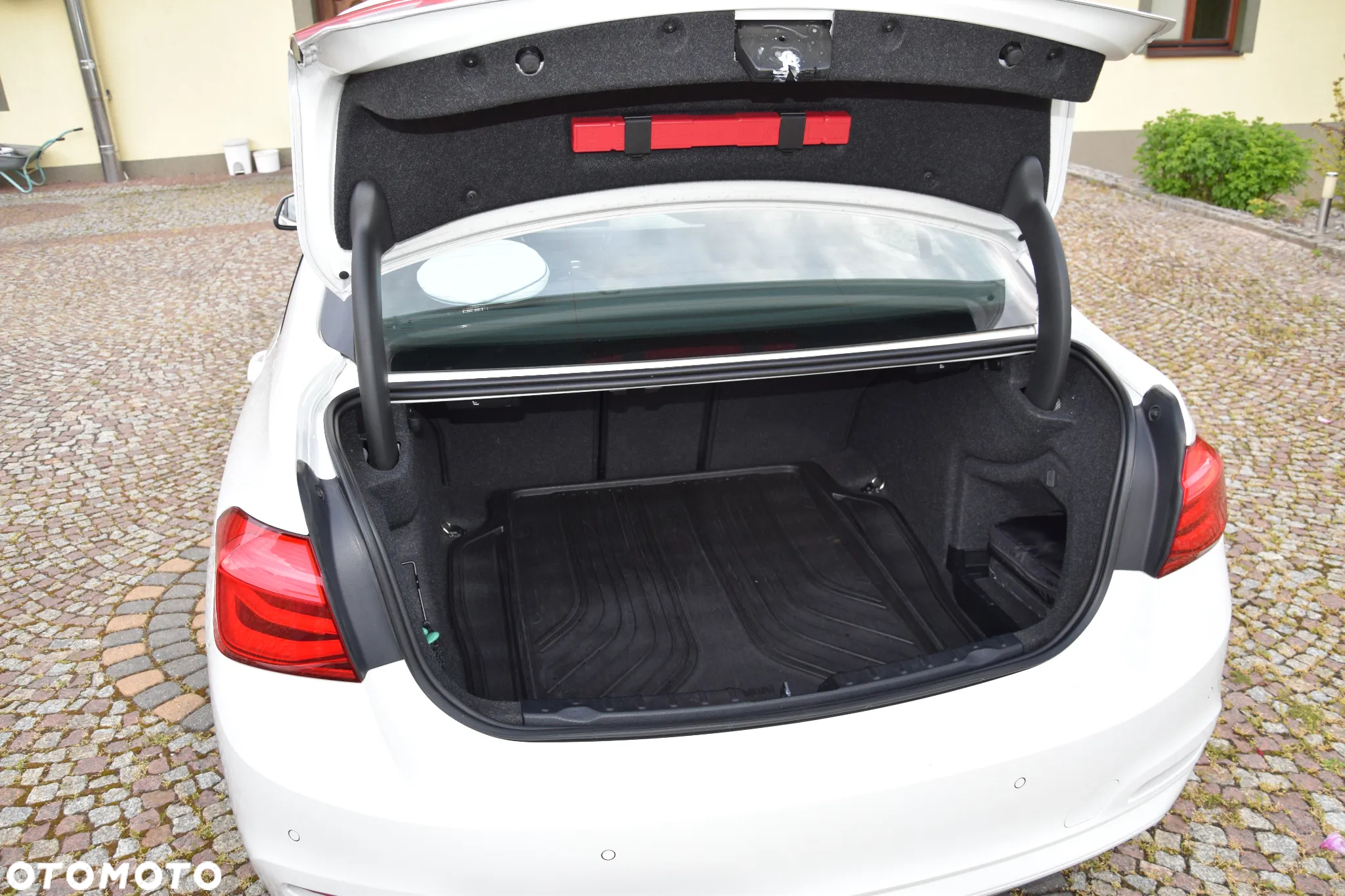 BMW Seria 3 316d - 19