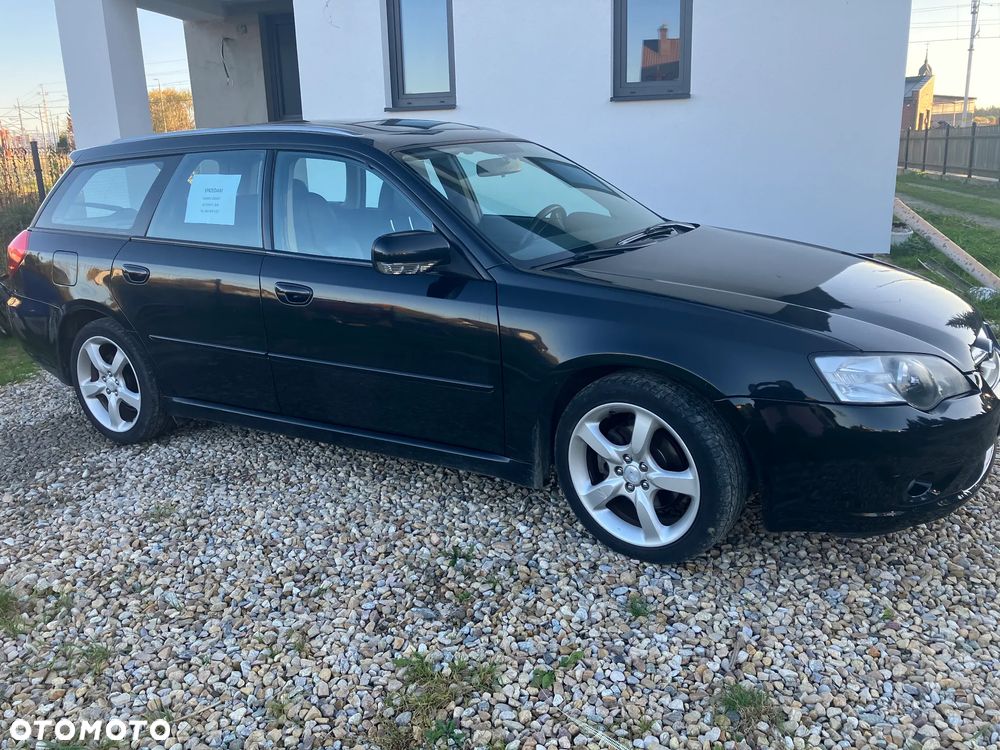 Subaru Legacy - 1